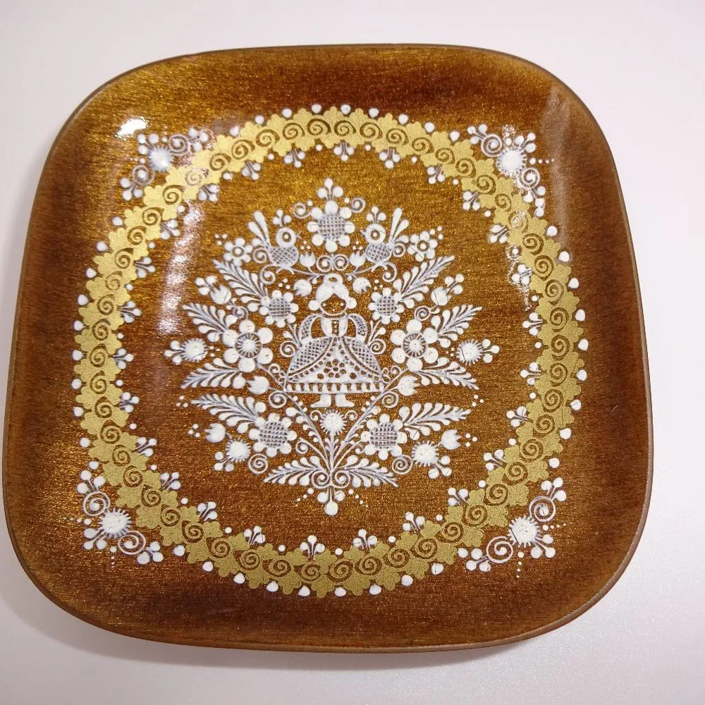 Enamel Steinbock Email Round Trinket Box & Square Tray Gold White Flowers Woman